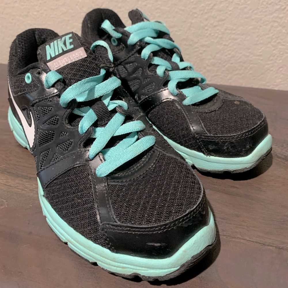 Nike Relentless 2 Womens Size 6